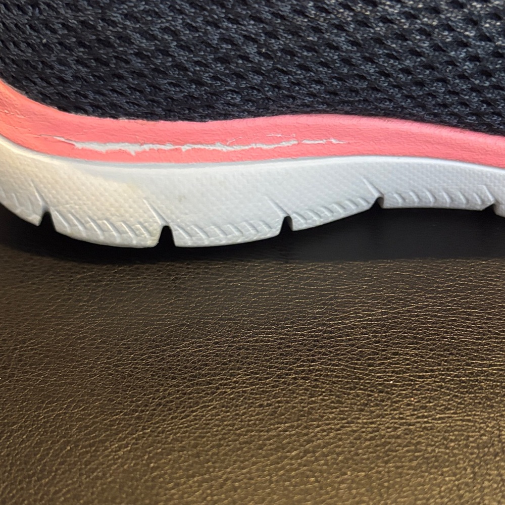 Skechers Summits Women's Navy and Pink Sneakers - Picture 8 of 9
